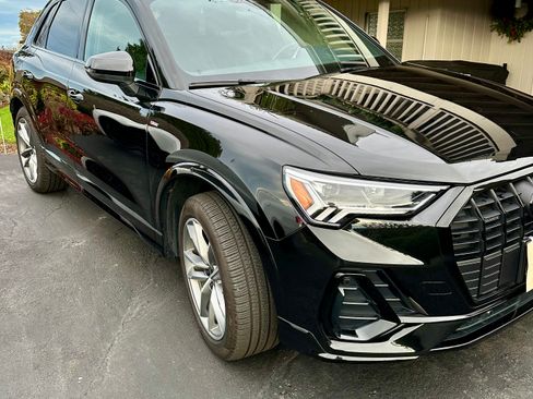 Used 2023 Audi Q3 2.0T Premium Plus image 2