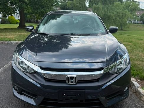 Used 2017 Honda Civic EX-T image 21
