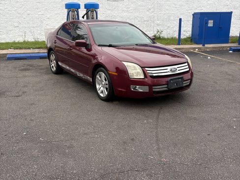 Used 2007 Ford Fusion SEL FWD image 2
