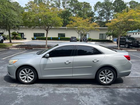 Used 2015 Chevrolet Malibu LT FWD image 6