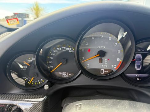 Used 2015 Porsche 911 GT3 RWD image 20