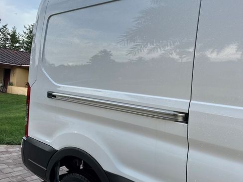 Used 2023 Ford Transit 250 Medium Roof w/ Load Area Protection Package image 6