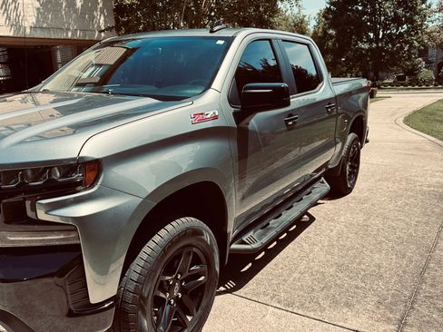 Used 2020 Chevrolet Silverado 1500 LT Trail Boss AWD/4WD image 6