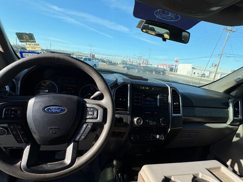 Used 2017 Ford F250 XLT image 12