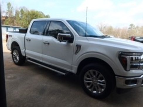 Used 2025 Ford F150 Lariat w/ Equipment Group 501A Mid image 19