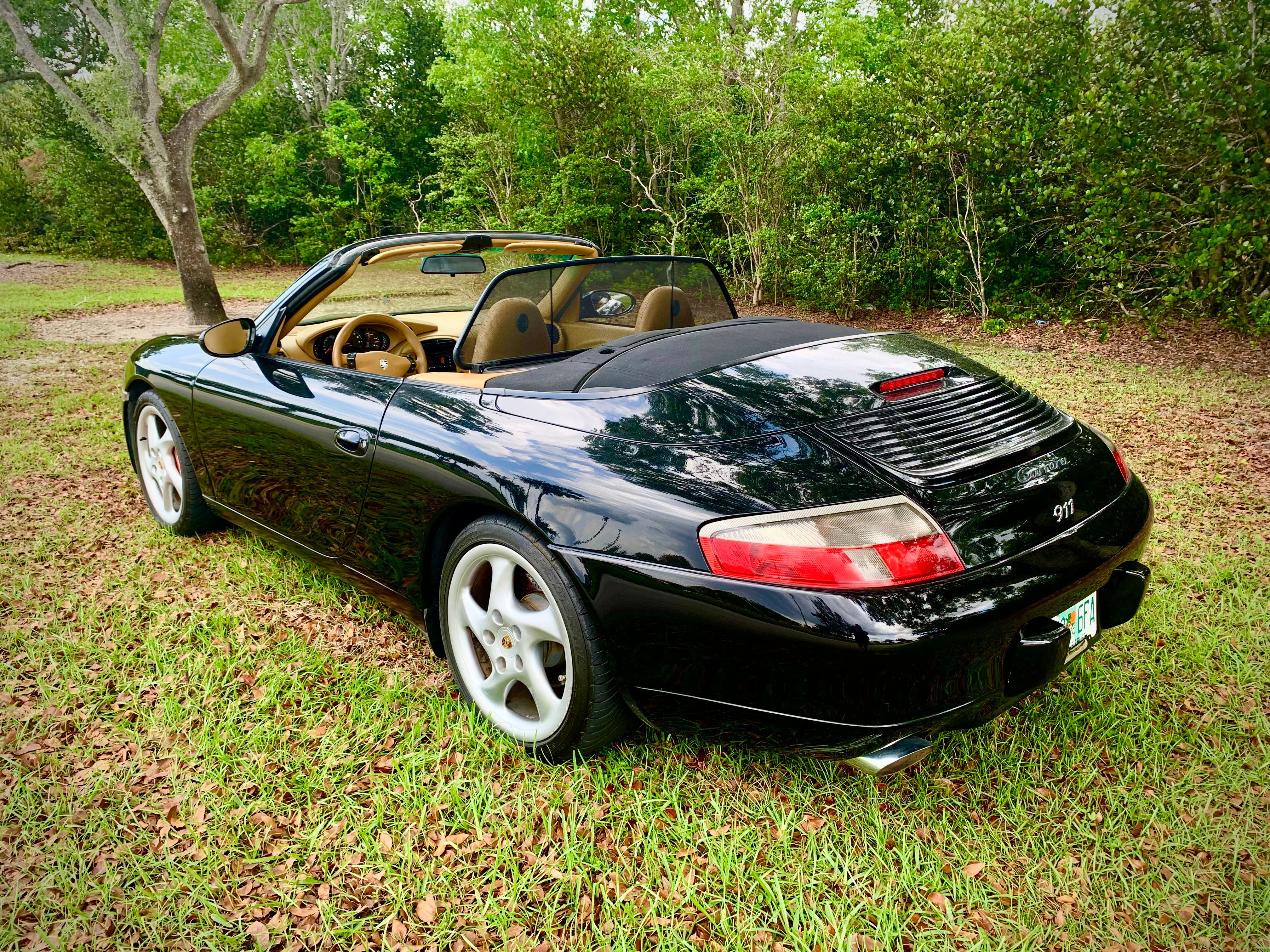 Used 2000 Porsche 911 Cabriolet image 8