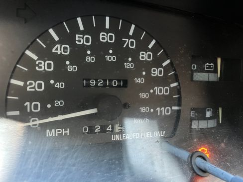 Used 1995 Toyota 4Runner SR5 image 9