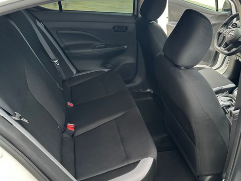 Used 2025 Nissan Versa S image 12