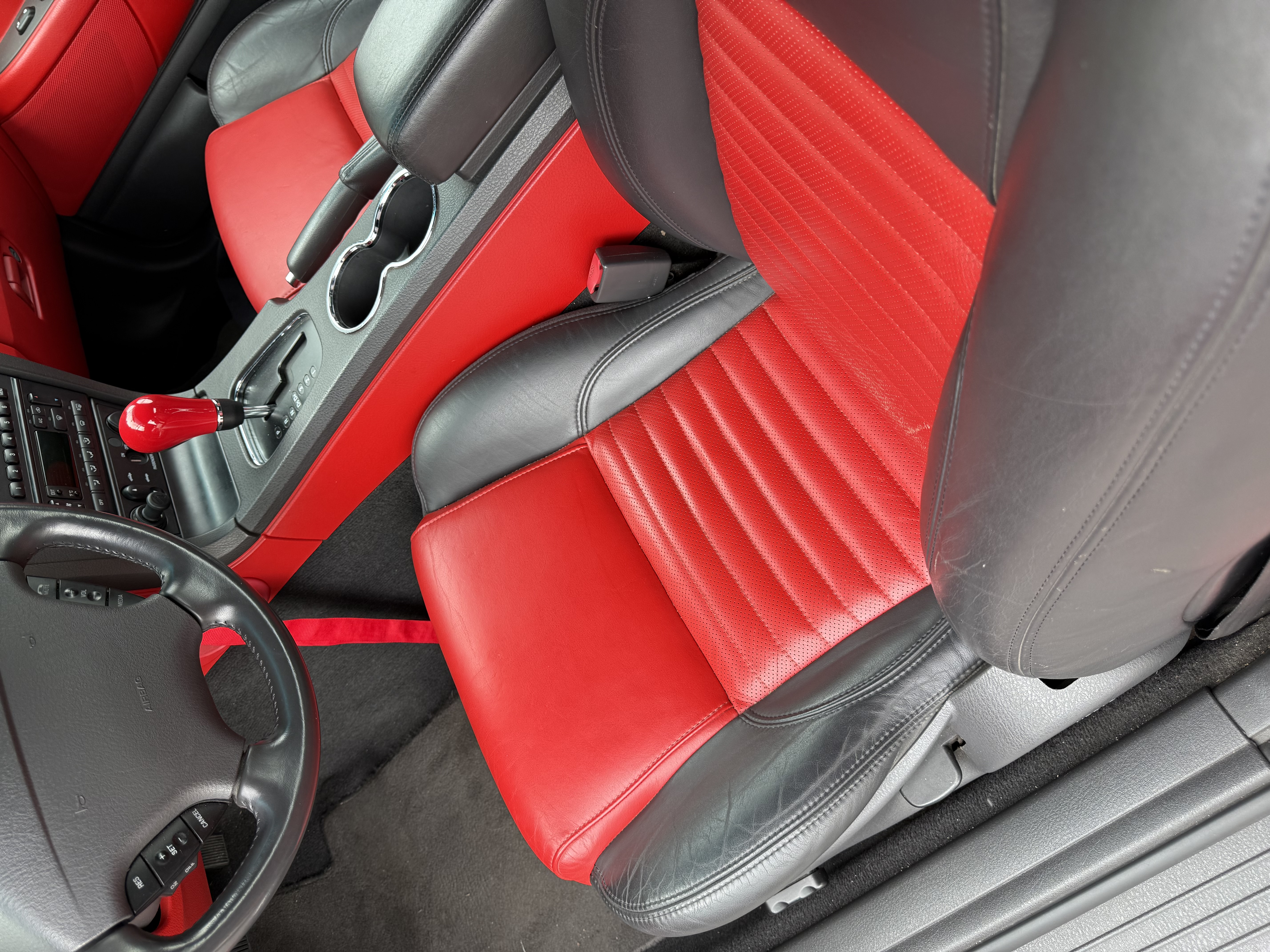 Used 2002 Ford Thunderbird RWD image 5