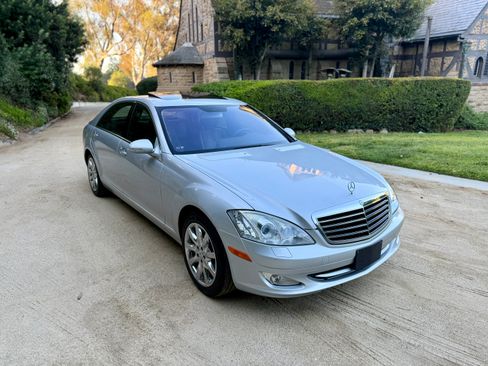 Used 2007 Mercedes-Benz S 550 image 8