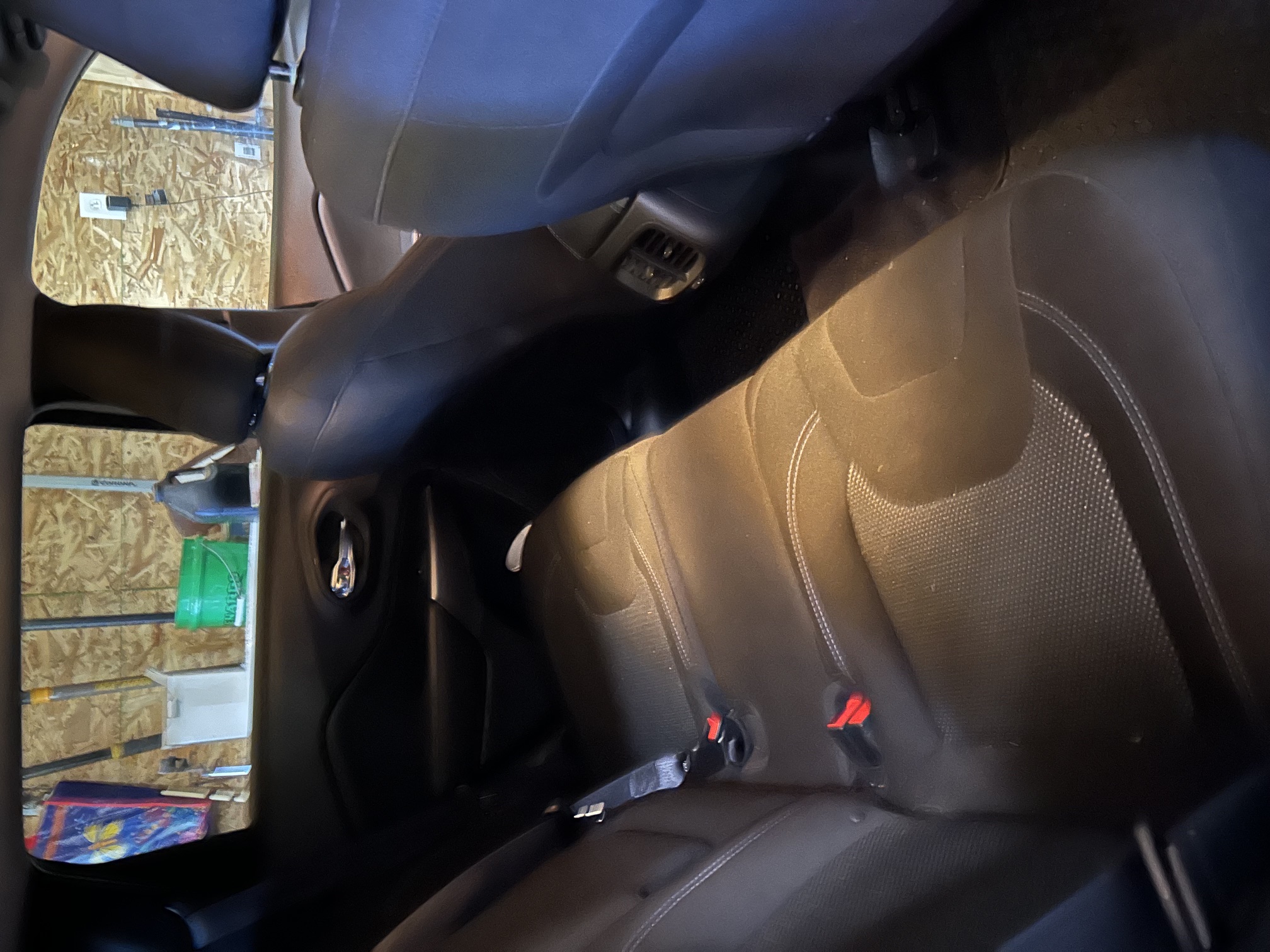 Used 2019 Jeep Cherokee Latitude w/ Cold Weather Group FWD image 9