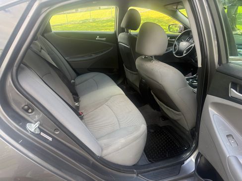 Used 2011 Hyundai Sonata GLS FWD image 21