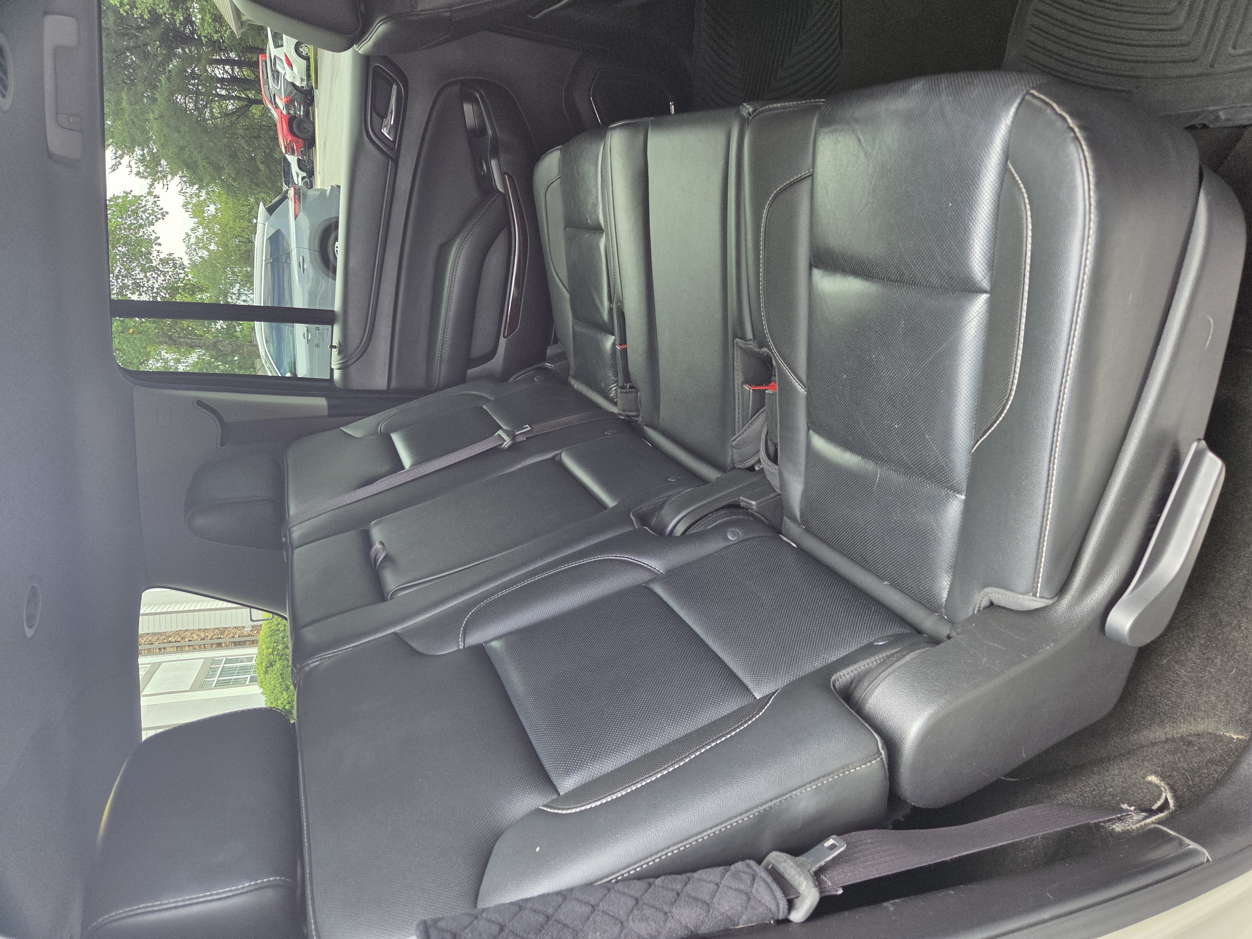 Used 2017 GMC Yukon XL SLT AWD/4WD image 9