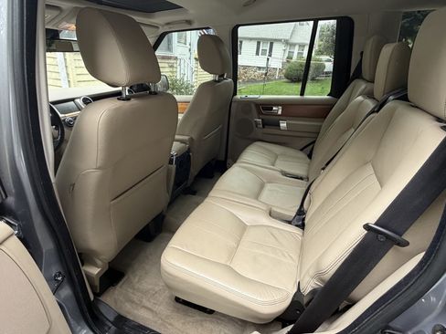 Used 2012 Land Rover LR4 HSE AWD/4WD image 9