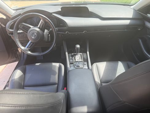 Used 2022 MAZDA MAZDA3 s FWD image 12
