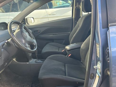 Used 2012 Toyota Yaris Sedan image 7