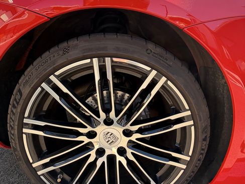 Used 2015 Porsche Boxster RWD image 18
