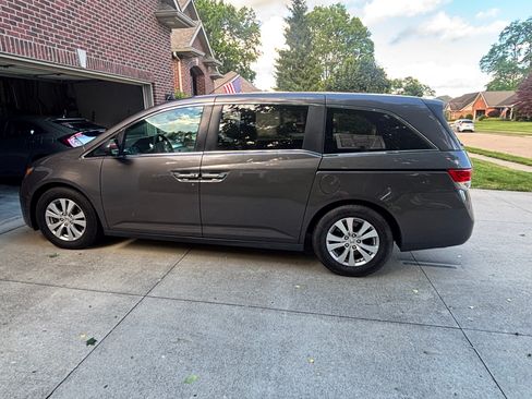 Used 2016 Honda Odyssey SE image 5