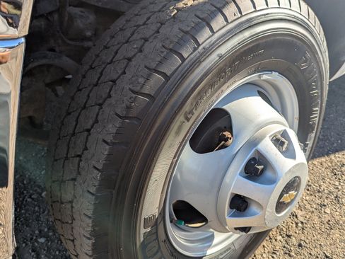 Used 2013 Chevrolet Silverado 3500 W/T image 13