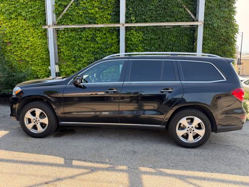 Used 2018 Mercedes-Benz GLS 450 4MATIC image 9