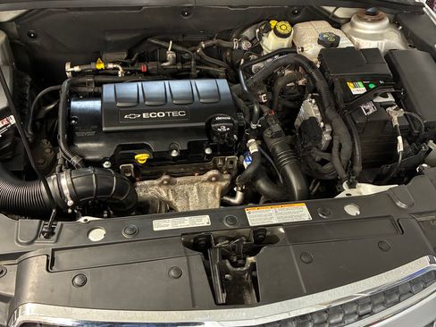 Used 2014 Chevrolet Cruze LT w/ All-Star Edition image 5