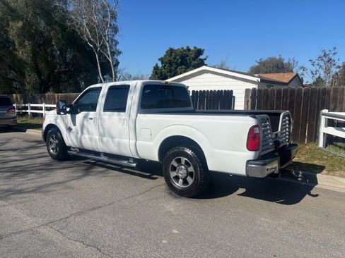 Used 2013 Ford F250 Lariat w/ Lariat Ultimate Pkg image 8