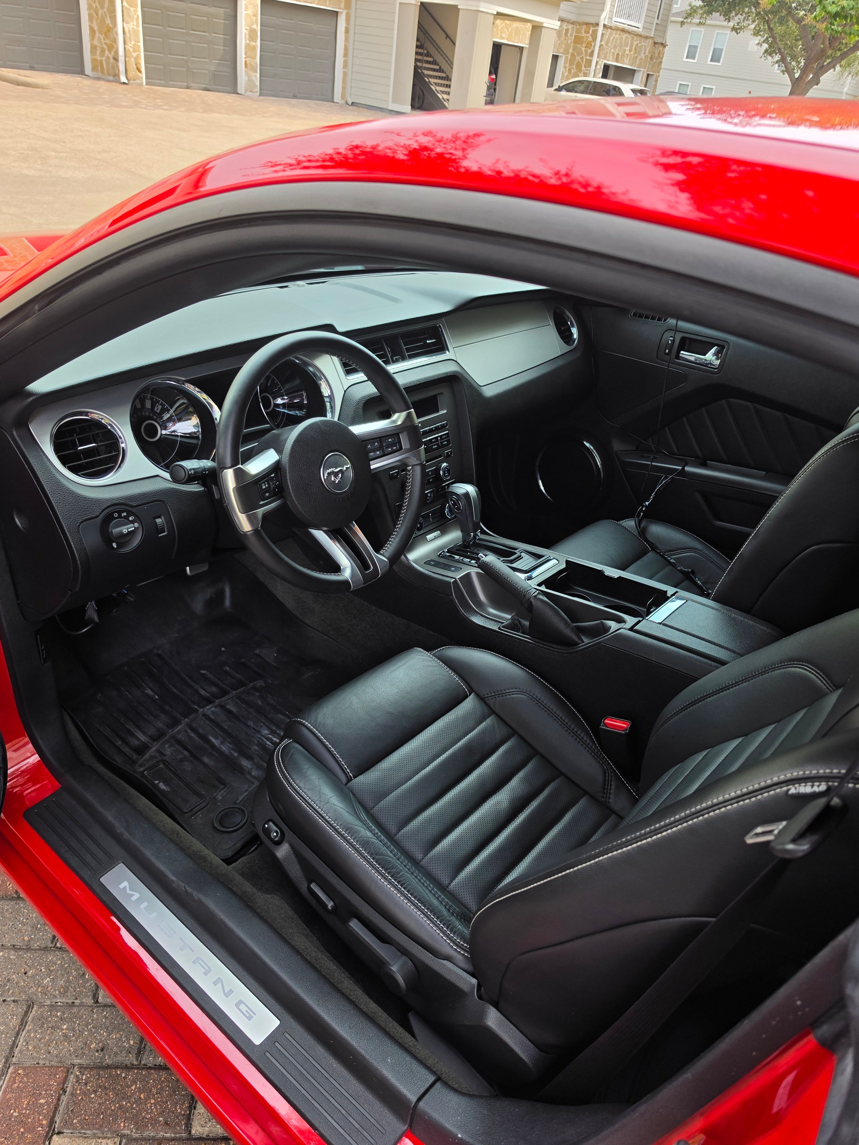 Used 2014 Ford Mustang Premium w/ Equipment Group 202A RWD image 10