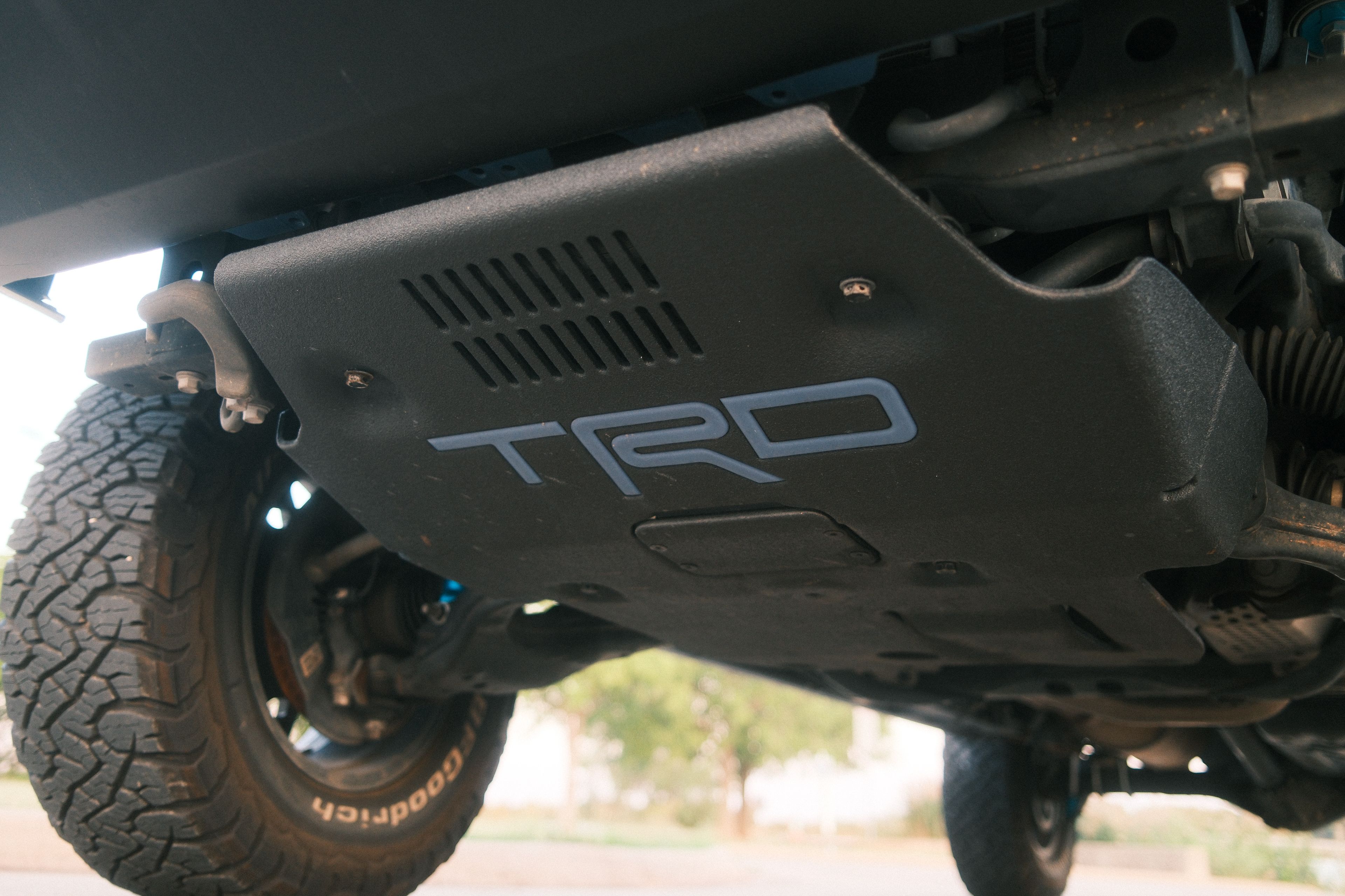 Used 2019 Toyota Tacoma TRD Off-Road w/ Technology Package AWD/4WD image 16