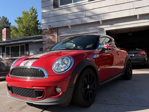 Used 2012 MINI Cooper Coupe S FWD image 1