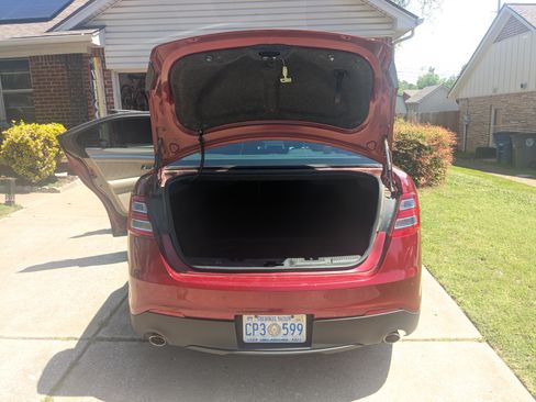 Used 2013 Ford Taurus SEL FWD image 10