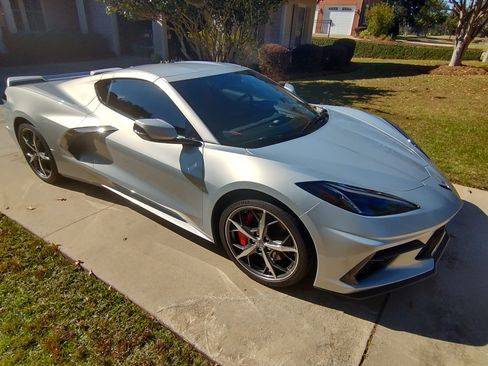 Used 2021 Chevrolet Corvette Stingray Preferred Cpe w/ Z51 Performance Package image 5