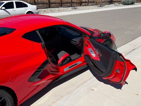 Used 2024 Chevrolet Corvette Stingray Preferred Cpe image 21