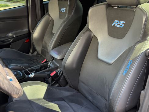 Used 2017 Ford Focus RS image 4