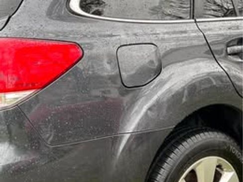 Used 2012 Subaru Outback 2.5i Limited w/ Moonroof Pkg image 17