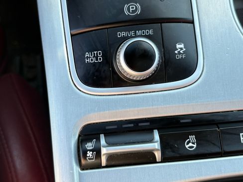 Used 2018 Kia Stinger GT2 AWD/4WD image 29
