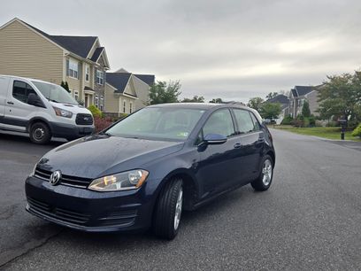 Used 2017 Volkswagen Golf Wolfsburg Edition