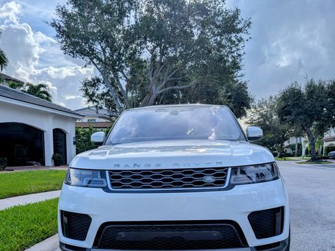 Used 2018 Land Rover Range Rover Sport SE image 6