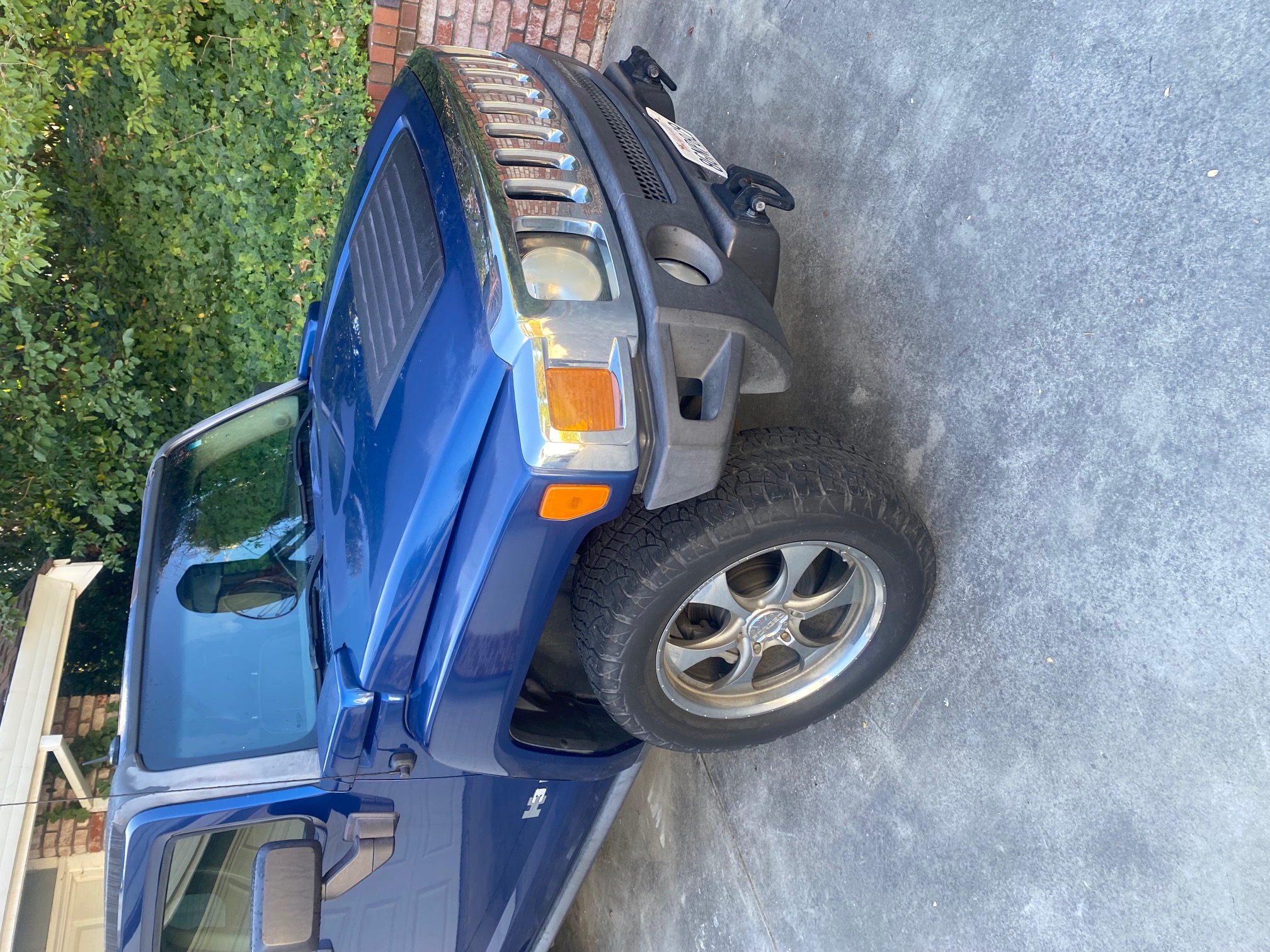 Used 2006 HUMMER H3 AWD/4WD image 1