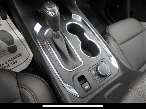 Used 2018 Chevrolet Traverse Premier w/ Redline Edition image 13