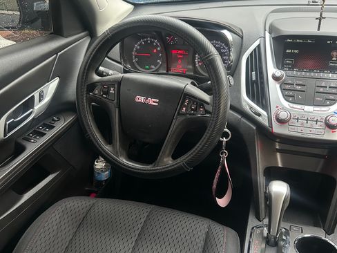 Used 2013 GMC Terrain SLE FWD image 4