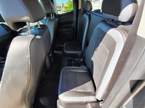 Used 2015 Chevrolet Colorado Z71 w/ LPO, Gearon Bar Package image 6