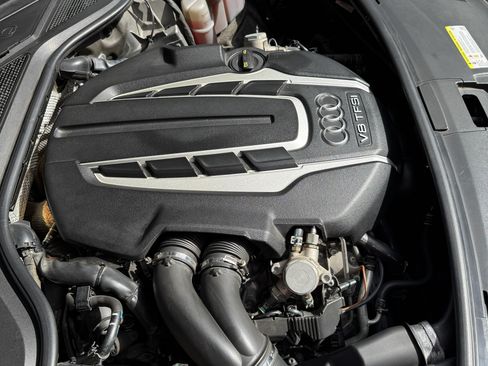 Used 2014 Audi A8 L 4.0T image 12