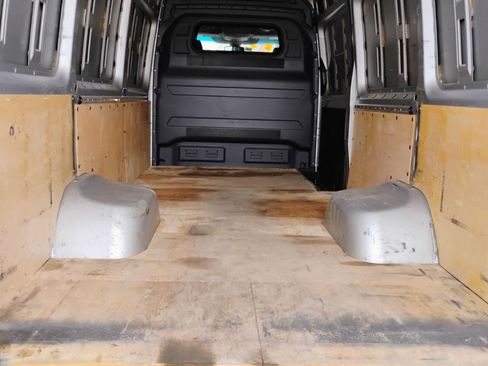 Used 2019 Mercedes-Benz Sprinter 170 Cargo image 6