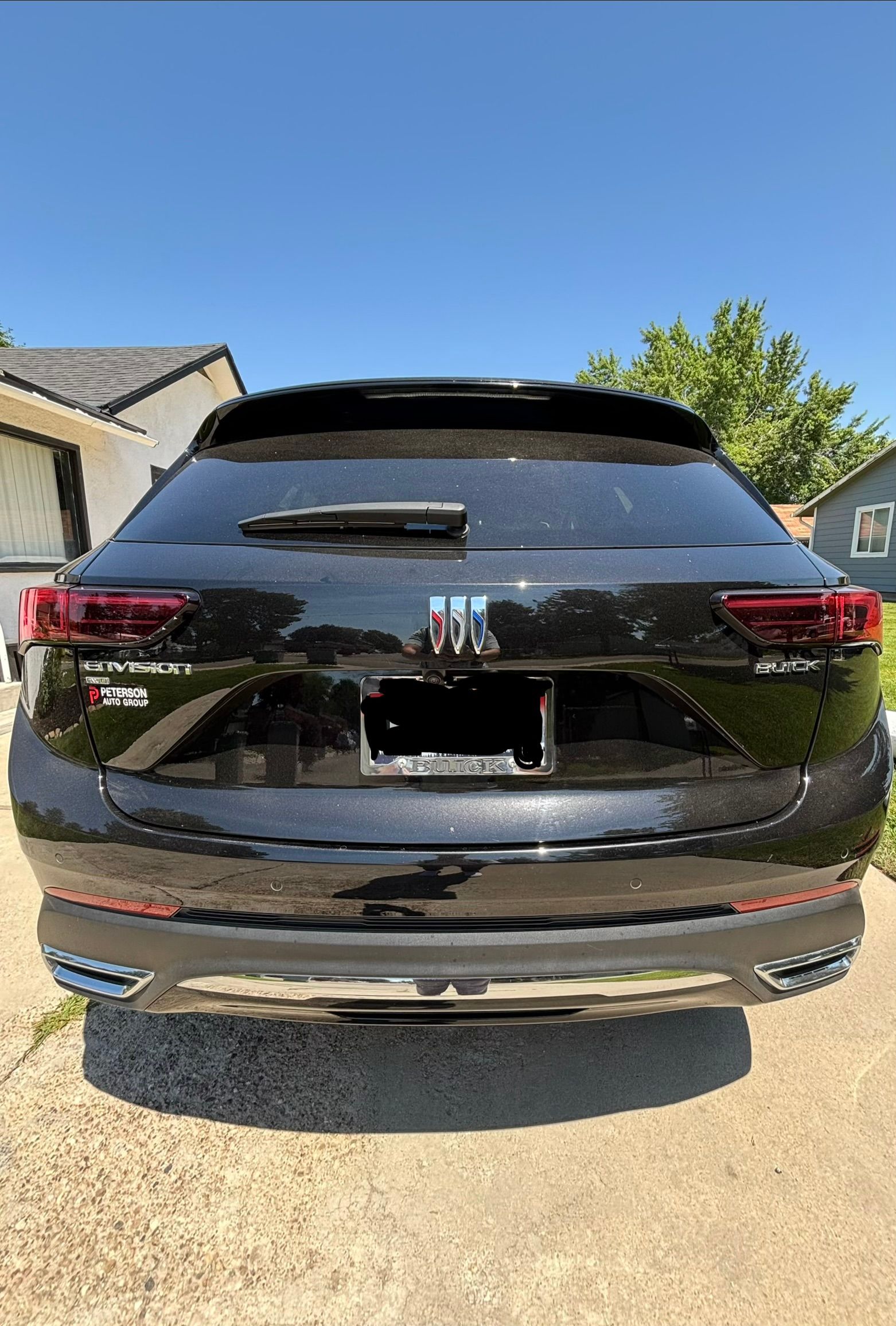 Used 2025 Buick Envision Preferred AWD/4WD image 2