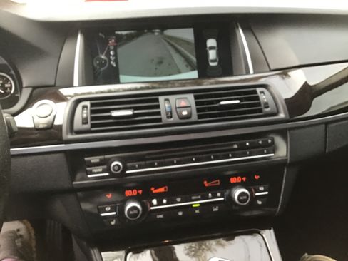 Used 2014 BMW 528i Sedan image 8