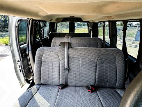 Used 2013 Chevrolet Express 3500 LT w/ LT Preferred Equipment Group image 15