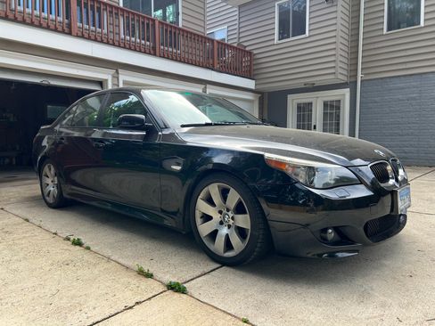 Used 2006 BMW 530i Sedan RWD image 2