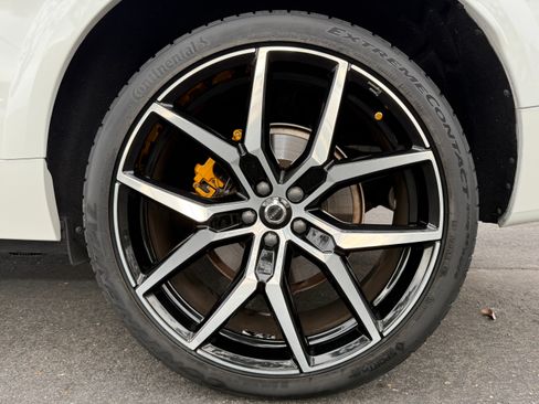 Used 2022 Volvo XC60 T8 Polestar w/ Protection Package Premier image 11