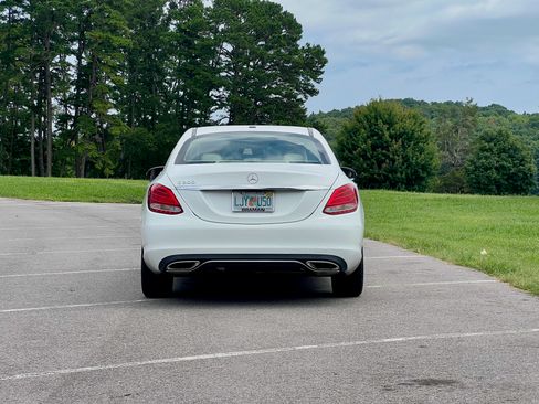 Used 2017 Mercedes-Benz C 300 Sedan image 5