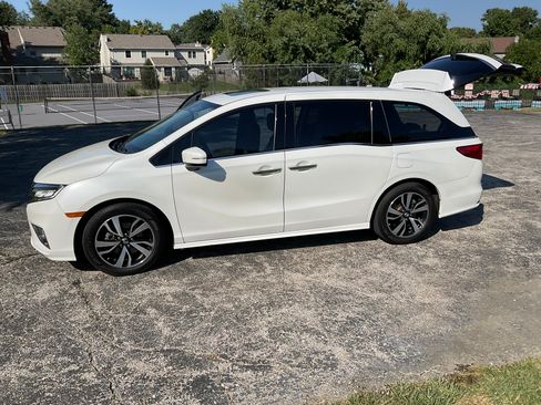 Used 2020 Honda Odyssey Elite image 16